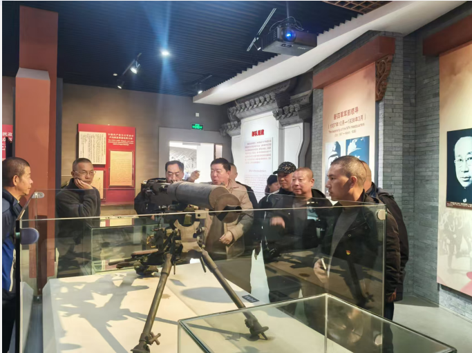 1765785687301607.png 1765785630559.png